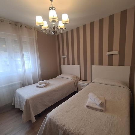 Rooms Castro Centro 乌迪亚莱斯堡 外观 照片